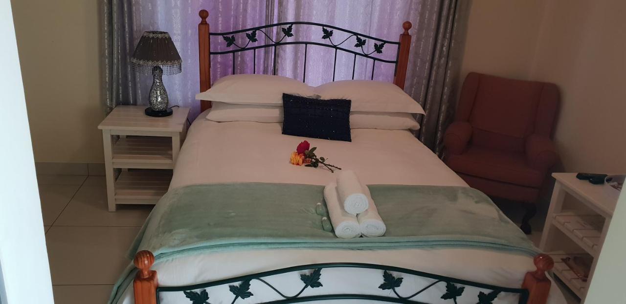 Ebenezer Guesthouse Bluewater Bay 포트엘리자베스 외부 사진